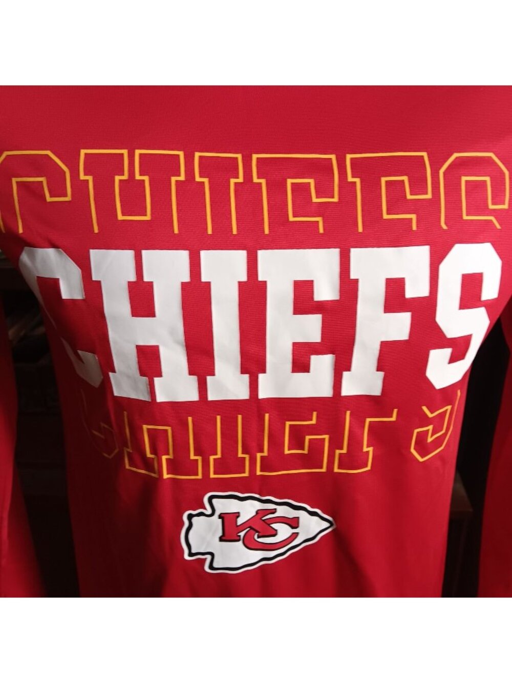 Small Kansas City Chiefs T-shirt Red Long Sleeve Shirt Mens Lightweight Athletic